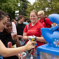 Students enjoy Sno-Kones, community, snacks and a live DJ at Picnic at Page Hall! 