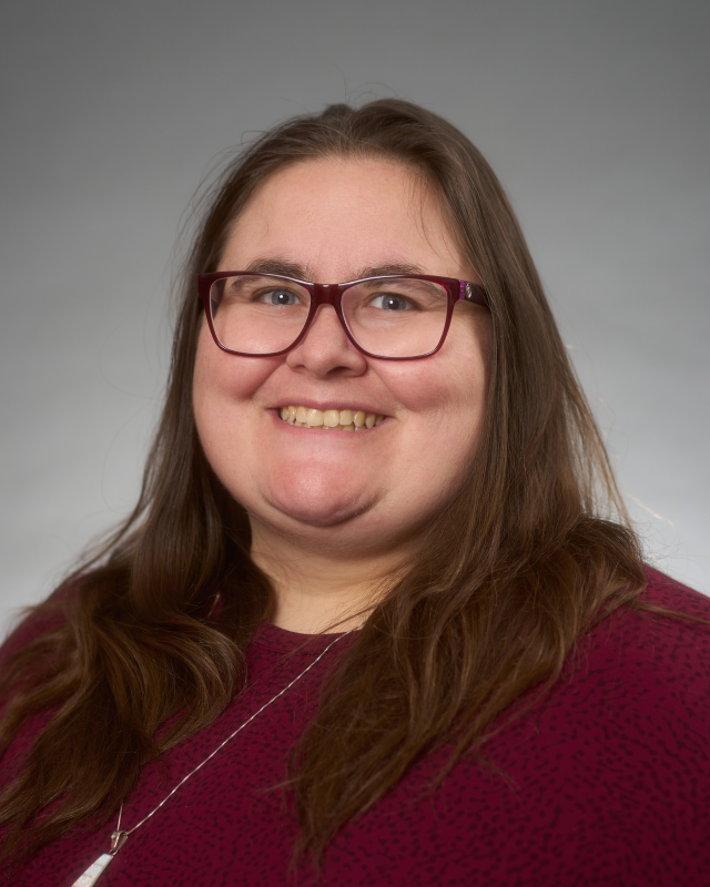 A headshot of Wooster Campus Residence Hall Desk Coordinator Stephanie Long